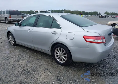 2011 Toyota Camry Xle z USA, uszkodzony, nr VIN 4T4BF3EK6BR187261